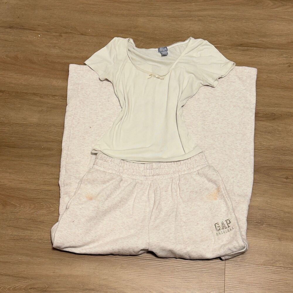 Y2K Sporty Cream Gap Kids Wide Leg Cargo Sweatpants